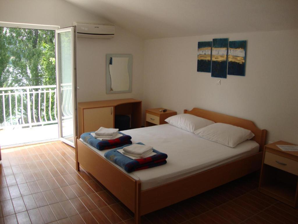 Franic Bacina Lakes Apartments Ploce  Zimmer foto